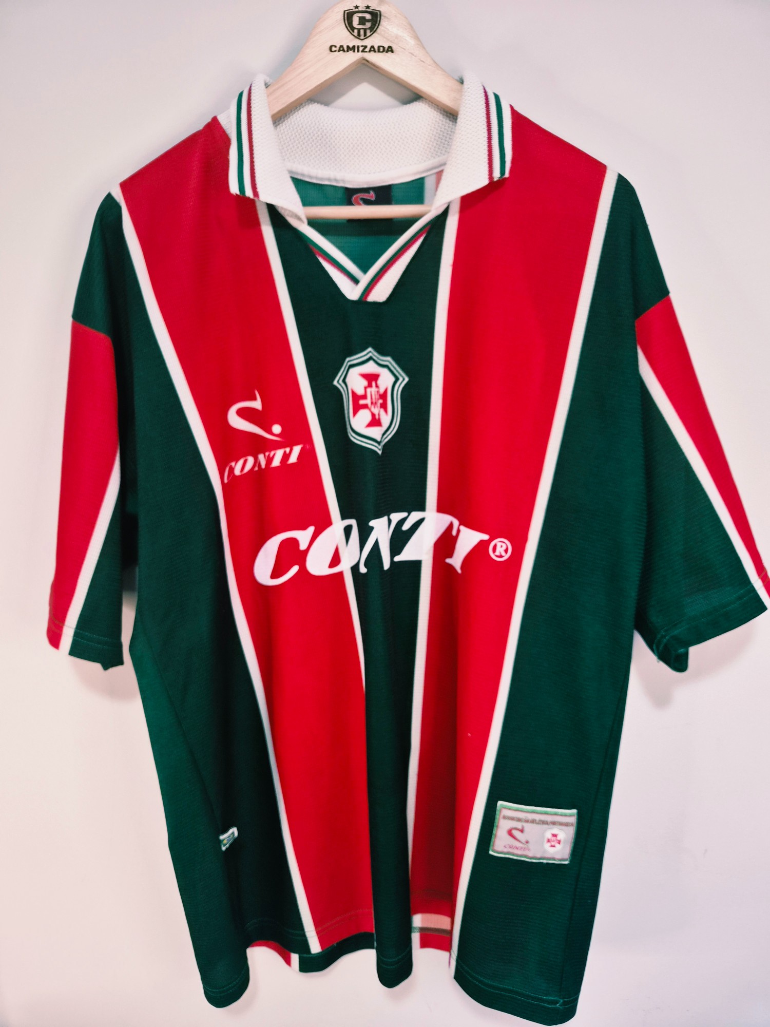 Portuguesa Santista 2000 – Casa